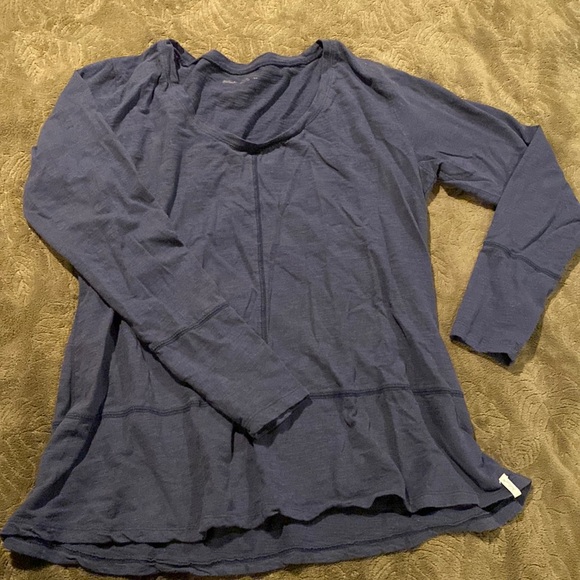 Woolrich Callowill Scoop Neck Long Sleeve Tee - Picture 2 of 6